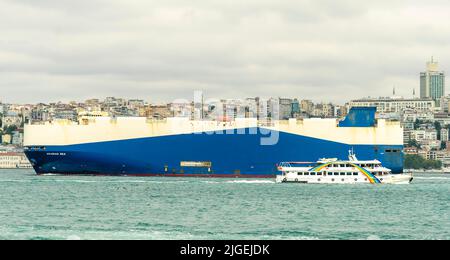 Il serbatoio M.V. ARABIAN SEA (IMO: 9448097, MMSI 419083900) - una nave passeggeri, General Cargo, costruita nel 2009 nel Mar di Marmara, Turchia Foto Stock