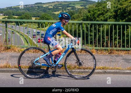 Ciclista blu HUPcc, bici da strada junior, bicicletta da corsa ciclocross Foto Stock