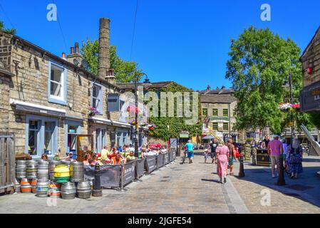 Bridge Gate & St George's Square, Hebden Bridge, Calderdale, West Yorkshire Foto Stock