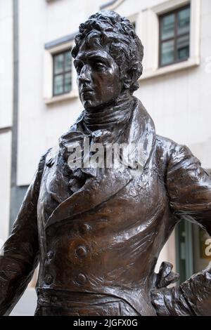 Londra, Regno Unito - Aprile 26 2022 - una statua del gentleman della società Beau Brummell in Jermyn Street Foto Stock