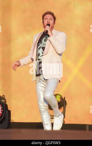 SOLO PER USO EDITORIALE: Simon le Bon di Duran Duran suona sul palco durante il festival britannico Summer Time ad Hyde Park a Londra. Data immagine: Domenica 10 luglio 2022. Foto Stock