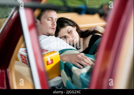 ANTON YELCHIN, ALEXANDRA DADDARIO, seppellendo la EX, 2014 Foto Stock