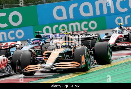 Spielberg, Austria. 10th luglio 2022. Fernando Alonso (ESP), Alpine F1 Team, Lando Norris (GBR), McLaren F1 Team, Mick Schumacher (DEU), Haas F1 Team durante il Gran Premio d'Austria 2022 - gara, Campionato di Formula 1 a Spielberg, Austria, luglio 10 2022 Credit: Independent Photo Agency/Alamy Live News Foto Stock