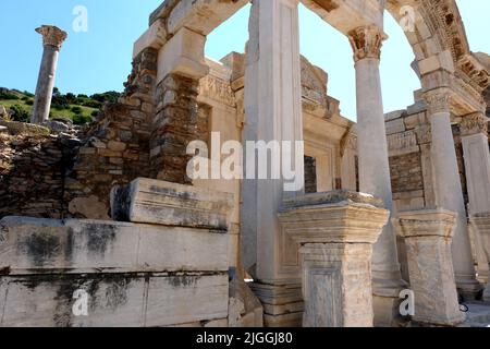 Rovine di una volta grande città di Efeso in Turchia Foto Stock