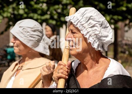 Rembrandt van Rijn festival, attori che rievoca i suoi dipinti e la sua era, Leiden, Olanda del Sud, Paesi Bassi. Foto Stock