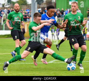 Kane Ritchie-Hosler in azione, Glentoran Vs Rangers B, pre-stagione amichevole, Bet McLean ovale, Domenica 10th luglio 2022 Foto Stock