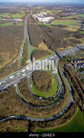 Vista aerea, triangolo autostradale Bottrop dell'autostrada A2 e A31, foresta comunale, Bottrop, zona della Ruhr, Renania settentrionale-Vestfalia, Germania, autostrada, DE, EUR Foto Stock