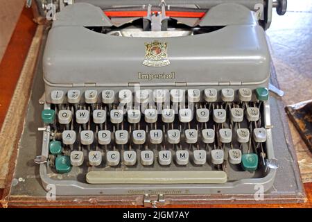 Tastiera da una macchina da scrivere imperiale - buona companion3 su appuntamento il tardo re George, Leicester, Inghilterra, Regno Unito Foto Stock