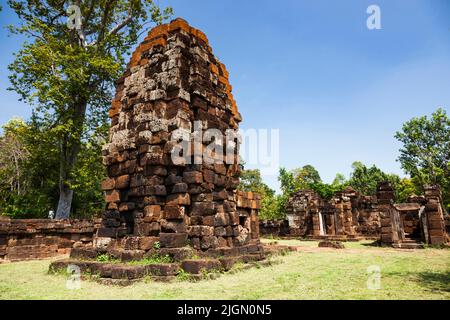 Prasat Sra Kamphaeng noi, rovine Khmer, Ssituated in Wat SA Kamphaeng noi, si Saket(si SA Ket), Isan(Isaan), Thailandia, Sud-Est asiatico, Asia Foto Stock