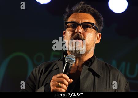 11 luglio 2022, Ischia, Campania, Italia: Ischia Global Film & Music Festival, ventesima edizione, il regista britannico Joe Wright autore di '' Cyrano '' ottenere il '' Ischia Luchino Visconti Legend Award' (Credit Image: © Pasquale Gargano/Pacific Press via ZUMA Press Wire) Foto Stock