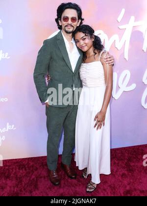 Hollywood, Stati Uniti. 11th luglio 2022. HOLLYWOOD, LOS ANGELES, CALIFORNIA, USA - 11 LUGLIO: L'attore americano John Cho e l'attrice mia Isaac arrivano allo Screening speciale di Los Angeles di Amazon prime Video 'Do't Make Me Go' tenuto a NeueHouse Hollywood il 11 luglio 2022 a Hollywood, Los Angeles, California, Stati Uniti. (Foto di Xavier Collin/Image Press Agency) Credit: Image Press Agency/Alamy Live News Foto Stock