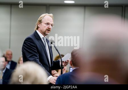 L'Aia, Paesi Bassi. 12th luglio 2022. 2022-07-12 13:48:45 L'AIA - Johan Dessing (FVD) durante il voto sul contratto di commercio CETA. ANP BART MAAT netherlands out - belgium out Credit: ANP/Alamy Live News Foto Stock