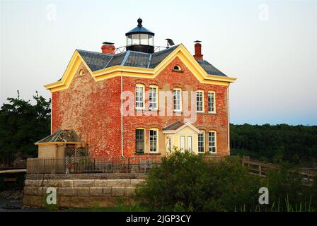 Il faro di Saugerties, sulle rive del fiume Hudson Foto Stock