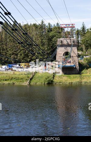 Lavori di ristrutturazione del ponte Union Chain Bridge, River Tweed, Horncliffe, English e Scottish Border Foto Stock