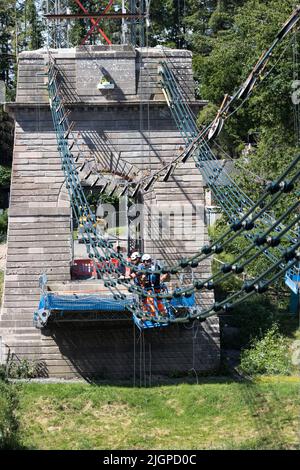 Lavori di ristrutturazione del ponte Union Chain Bridge, River Tweed, Horncliffe, English e Scottish Border Foto Stock