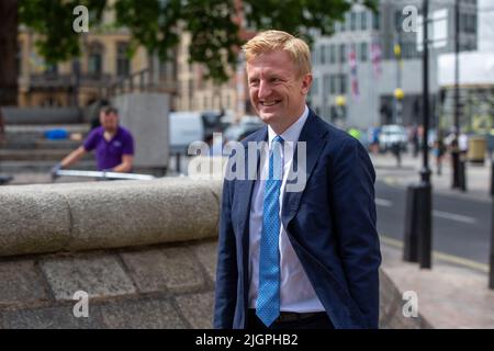 Londra, Inghilterra, Regno Unito. 12th luglio 2022. L'ex presidente del partito conservatore OLIVER DOWDEN arriva al Queen Elizabeth II Center per partecipare al lancio della campagna di leadership di Rishi Sunak. (Credit Image: © Tayfun Salci/ZUMA Press Wire) Foto Stock