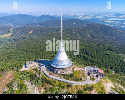 Jested Mountain Hotel dall'alto Foto Stock