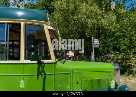 Autobus d'epoca Southdown in mostra all'Amberley Steam and Heritage Museum, Sussex Foto Stock