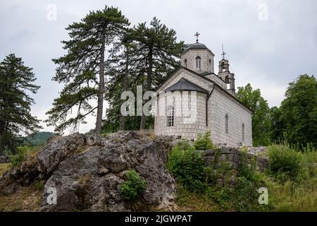 Antico Monastero della Natività della Beata Vergine Maria a Cetinje, popolare luogo turistico in Montenegro. Foto Stock