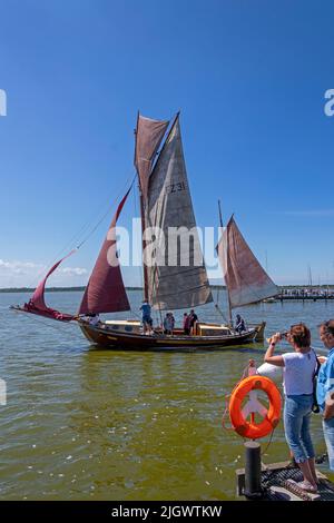 Zeesenboot, Wustrow, Meclemburgo-Pomerania occidentale, Germania Foto Stock