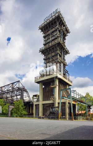 Editoriale: DORTMUND, RENANIA SETTENTRIONALE-VESTFALIA, GERMANIA, 11 GIUGNO 2022 - la torre di estinzione del coke della cokeria di Hansa vicino a Dortmund Foto Stock