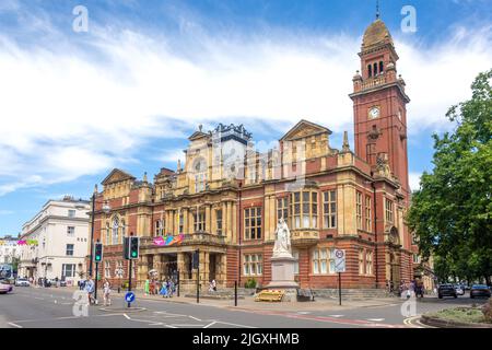 Royal Leamington Spa Town Hall, The Parade, Royal Leamington Spa, Warwickshire, Inghilterra, Regno Unito Foto Stock