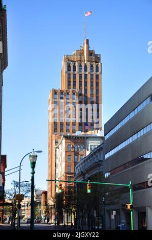 State Tower Building è stato costruito nel 1927 nel centro di Syracuse, New York state NY, USA. Questo edificio in stile Art Deco e' ancora l'edificio piu' alto in Syr Foto Stock