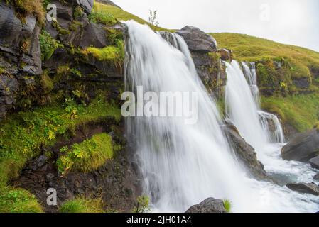 La parte inferiore di Gluggafoss o Window Falls, conosciuta anche come Merkjárfoss. Il fiume Merkjá ha diverse belle cascate, ma Foto Stock