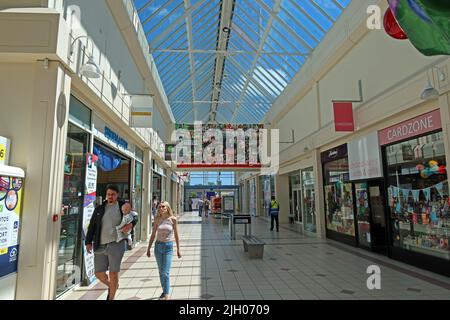 Centro commerciale Spinning Gate, Ellesmere Street, centro di Leigh, Wigan & Leigh council, Lancashire, Inghilterra, Regno Unito, WN7 4PG Foto Stock