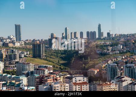 Splendida vista panoramica di Ankara, la capitale della Turchia, al tramonto Foto Stock