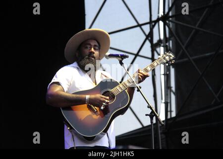 13 luglio 2022, Marostica, Vicenza/Veneto, Italia: Il cantante e cantautore americano Nathan Graham ha suonato sul palco del Festival estivo della Marostica. Atto aperto della vita di ben Harper e dei criminali Innocent. (Credit Image: © Mimmo Lamacchia/Pacific Press via ZUMA Press Wire) Foto Stock