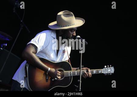 13 luglio 2022, Marostica, Vicenza/Veneto, Italia: Il cantante e cantautore americano Nathan Graham ha suonato sul palco del Festival estivo della Marostica. Atto aperto della vita di ben Harper e dei criminali Innocent. (Credit Image: © Mimmo Lamacchia/Pacific Press via ZUMA Press Wire) Foto Stock