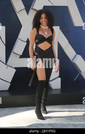 Hollywood, CA. 13th luglio 2022. Qualsiasi Gabrielly al Netflix Premiere of the Gray Man al TCL Chinese Theatre il 13 luglio 2022 a Hollywood, California. Credit: Faye Sadou/Media Punch/Alamy Live News Foto Stock