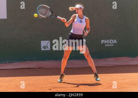 Losanna Svizzera, 07/14/2022: Anna Kalinskaya della Russia è in azione durante il torneo di tennis di Losanna 2022 WTA 250. 2nd della finale 8th del torneo di tennis di Losanna 2022 WTA 250 si è svolto sul Centre Court Stadium di Losanna. (Foto di: Eric Dubost/Sipa USA) Foto Stock