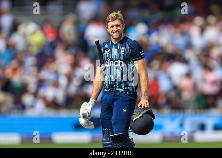 David Willey d'Inghilterra lascia il campo dopo essere stato catturato da Shreyas Iyer d'India in , il 7/14/2022. (Foto di Mark Cosgrove/News Images/Sipa USA) Foto Stock