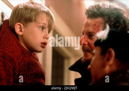 CULKIN, STERN, PESCI, CASA SOLA, 1990 Foto Stock