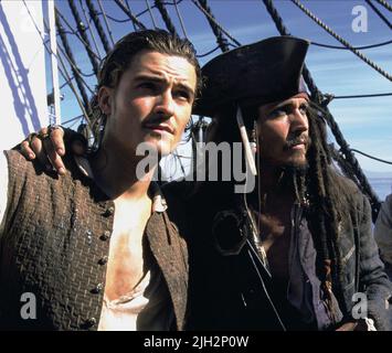 DEPP, FIORE, PIRATI DEI CARAIBI: LA MALEDIZIONE DELLA PERLA NERA, 2003 Foto Stock