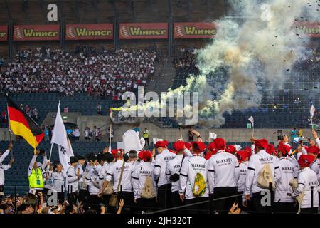 Gerusalemme, Israele. 14th luglio 2022. La delegazione tedesca si è recata durante la cerimonia di apertura delle partite di Maccabiah del 21st a Gerusalemme. Credit: Ilia Yefimovich/dpa/Alamy Live News Foto Stock