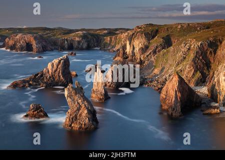 Mangersta (Gaelic: Mangurstadh) cataste di mare sull'isola di Lewis, Ebridi esterne, Scozia Foto Stock