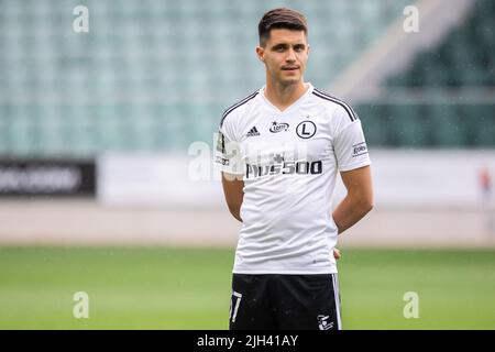 Varsavia, Polonia. 08th luglio 2022. Bartosz Kapustka di Legia visto durante l'amichevole incontro tra Legia Warszawa e Zorya Luhansk al Marshal Jozef Pilsudski Legia Varsavia Municipal Stadium. Punteggio finale; Legia Warszawa 2:1 Zorya Luhansk. Credit: SOPA Images Limited/Alamy Live News Foto Stock