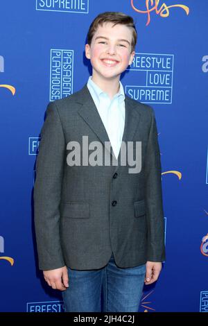 Pasadena, Stati Uniti. 14th luglio 2022. Iain Armitage agli arrivi per FREESTYLE LOVE SUPREME Opening Night, Pasadena Playhouse, Pasadena, USA 14 luglio 2022. Credit: Priscilla Grant/Everett Collection/Alamy Live News Foto Stock