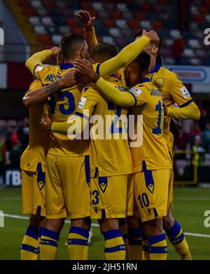 Nikola Krstović in azione - Cliftonville Vs DAC 1904 - UEFA Europa Conference League Foto Stock