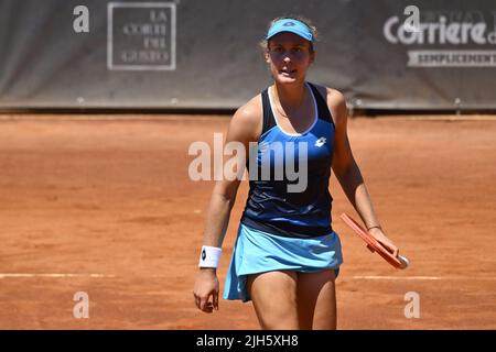 Roma, Italia. 15th luglio 2022. Tara Wurth (CRO) vs Elina Avanesyan (RUS) durante le finali trimestrali dell'ITF W60 H, 15th luglio 2022, al Circolo Antico Tiro al volo, Roma, Italia Credit: Independent Photo Agency/Alamy Live News Foto Stock