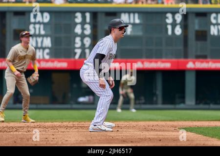 Denver CO, Stati Uniti. 14th luglio 2022. Il catcher del Colorado Brian Serven (6) corre a terzi durante la partita con San Diego Padres e Colorado Rockies tenuto al Coors Field di Denver Co. David Seelig/Cal Sport Medi. Credit: csm/Alamy Live News Foto Stock