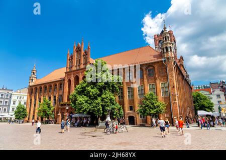 Vecchio municipio che ospita il Museo Regionale di Torun (Ratusz Staromiejski), Torun, Polonia Foto Stock