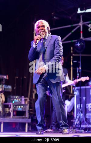 Billy Ocean si esibisce al festival musicale Soultasia di Promenade Park, Maldon, Essex, Regno Unito. Canto dal vivo Foto Stock