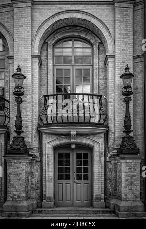 Una delle porte del Teatro Landskrona centrale Foto Stock