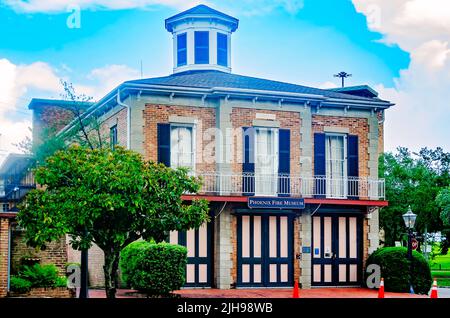 Il Phoenix Fire Museum è illustrato, 10 luglio 2022, a Mobile, Alabama. La casa dei fuochi d'artificio è stata costruita nel 1855 per Phoenix Volunteer Fire Company No. 6. Foto Stock