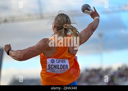 EUGENE, STATI UNITI - LUGLIO 16: Jessica Schilder dei Paesi Bassi che gareggia su Women's Shot Put durante i Campionati mondiali di atletica il 16 luglio 2022 a Eugene, Stati Uniti (Foto di Andy Astfalck/BSR Agency) Atletiekunie Foto Stock