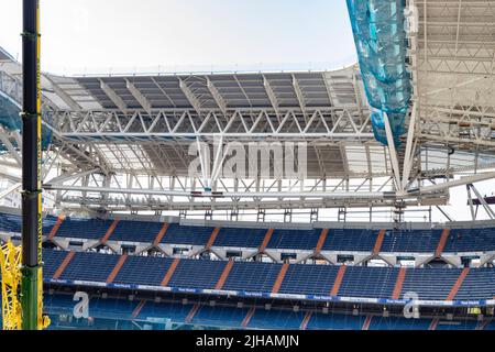 Santiago Bernabeu. Stadio. Interno dello stadio Santiago Bernabu con il processo di costruzione per la completa ristrutturazione del Real Madrid C.F Foto Stock